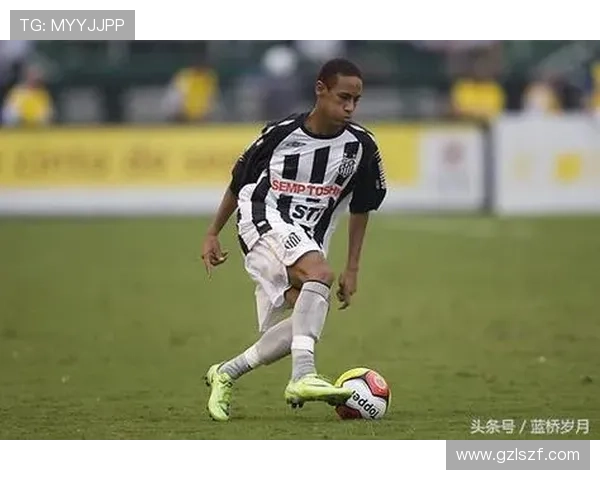 爱豆亲自介绍足球明星背后的故事与精彩瞬间 爱豆亲自介绍足球明星背后的故事与精彩瞬间